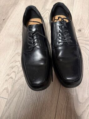Black men’s ortholite dress shoes